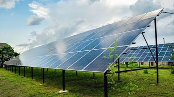 Maison équipée de panneaux solaires à l’île Maurice